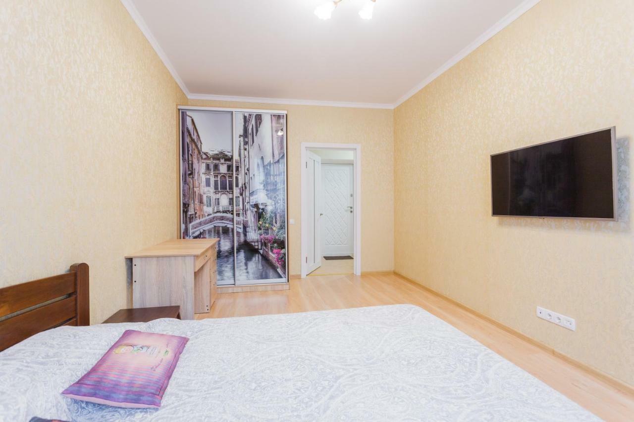 קייב Business Class Apartment At Lomonosova מראה חיצוני תמונה